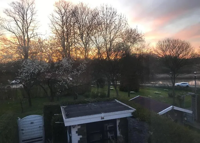 Das Haus Am Kanal.