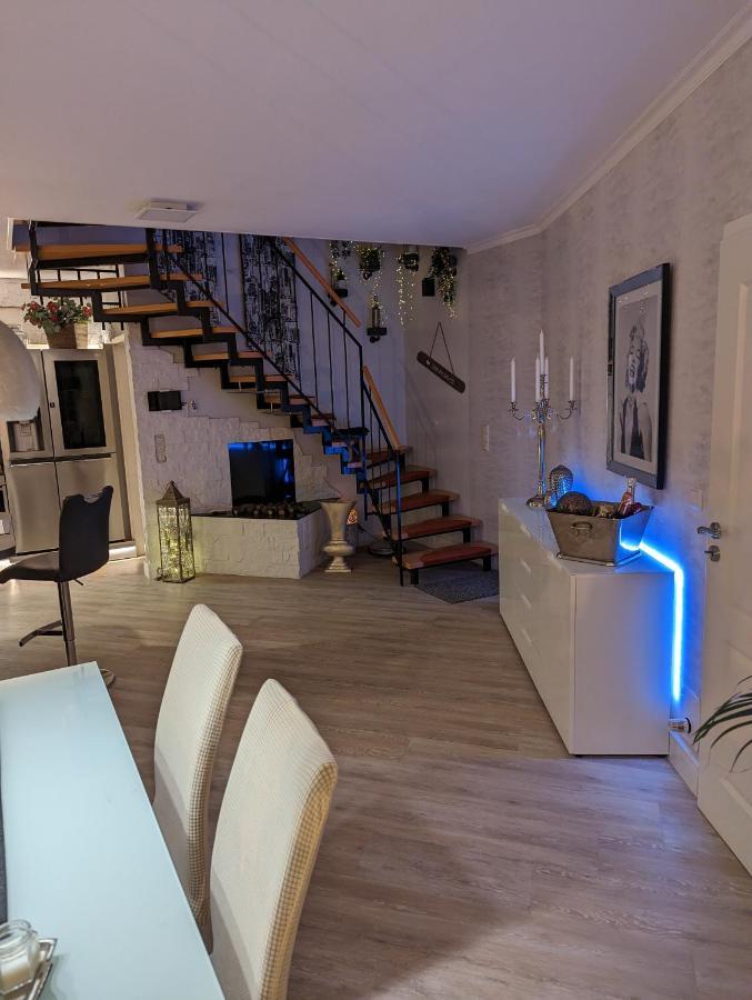Haus Am Kanal. Holiday home